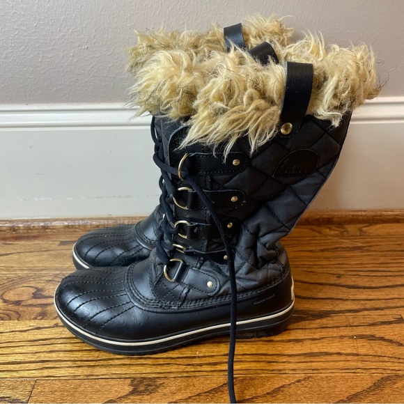 Sorel Tan and Black Faux Fur Boots - Picture 1 of 6